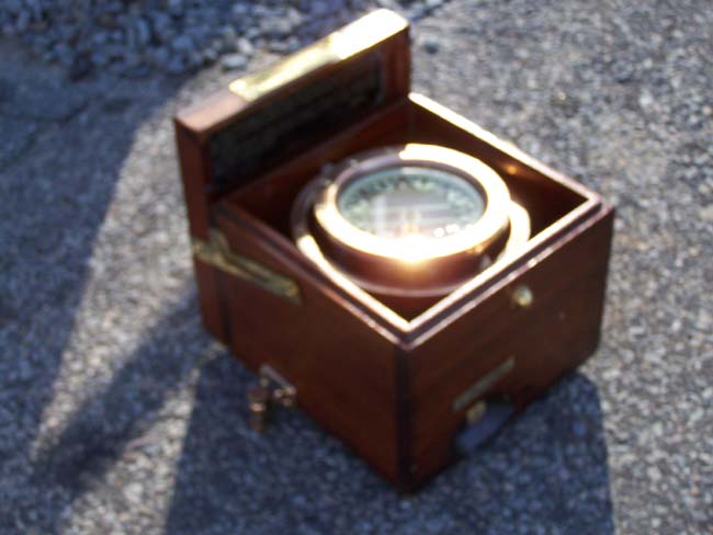A Beautiful WWII vintage "ERIKSEN STELLAR COMPENSATING COMPASS" — image 5